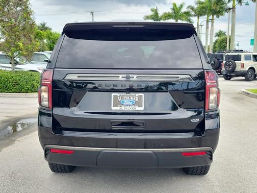 Black 2022 Chevrolet Suburban Z71