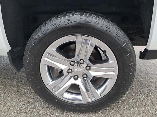 2018 Chevrolet Silverado 1500 CUSTOM