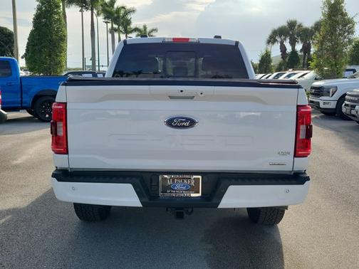 OXFORD WHITE 2023 Ford F-150 XLT