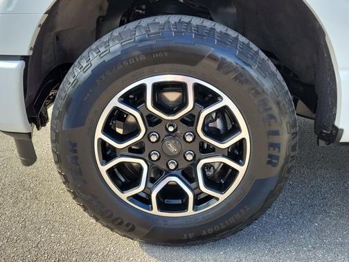 OXFORD WHITE 2023 Ford F-150 XLT