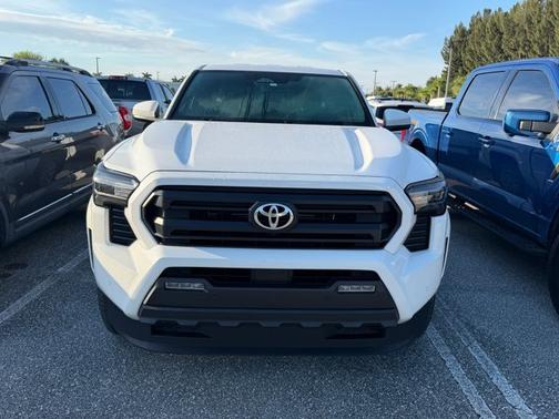 Ice 2024 Toyota Tacoma SR5