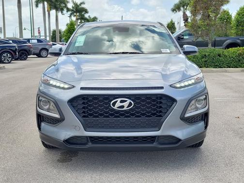 Sonic Silver 2019 Hyundai KONA SE