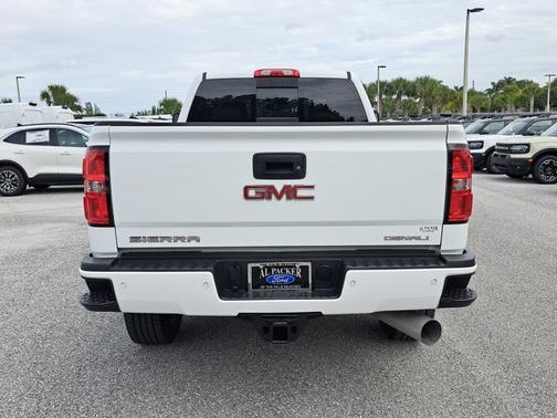2019 GMC Sierra 1500 DENALI