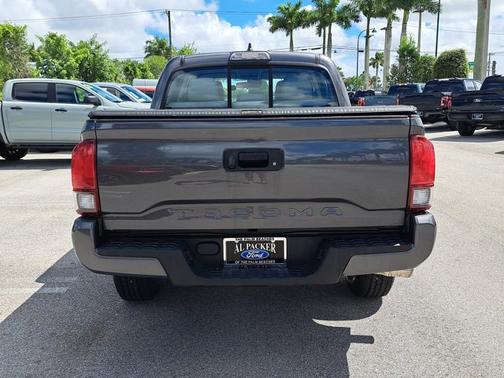 2018 Toyota Tacoma SR5