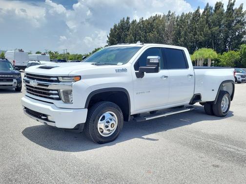 Summit White 2022 Chevrolet Silverado 3500 HIGH COUNTRY