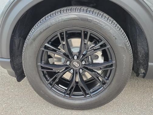 MAGNETIC METALLIC 2020 Ford Explorer XLT