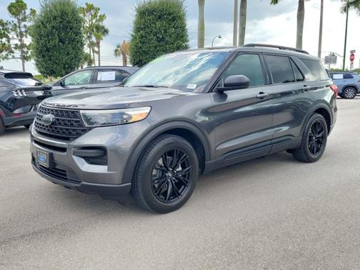 MAGNETIC METALLIC 2020 Ford Explorer XLT