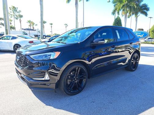 2021 Ford Edge ST