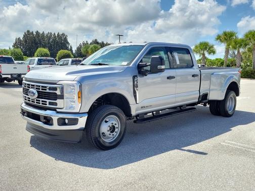 ICONIC SILVER 2024 Ford F-350 XLT