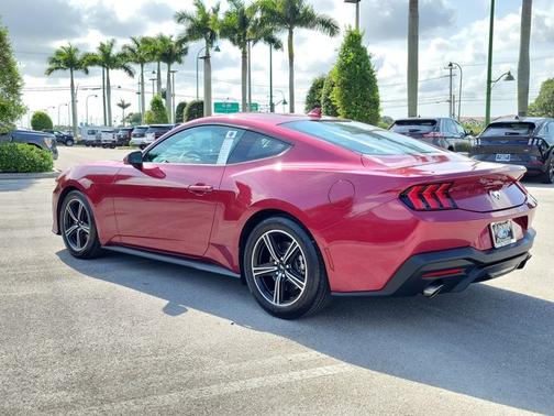 MOLTEN MAGENTA METALLIC TC 2025 Ford Mustang ECOBOOST