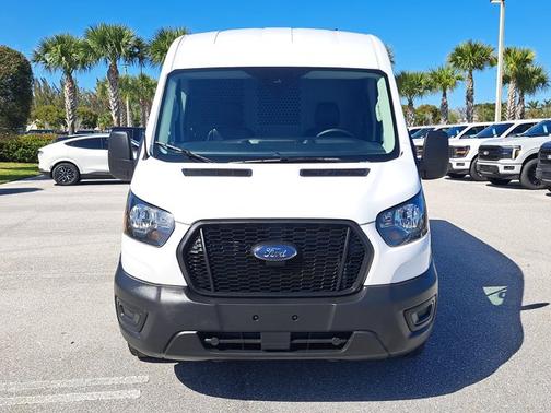 2024 Ford Transit-250 148 WB MEDIUM ROOF CARGO