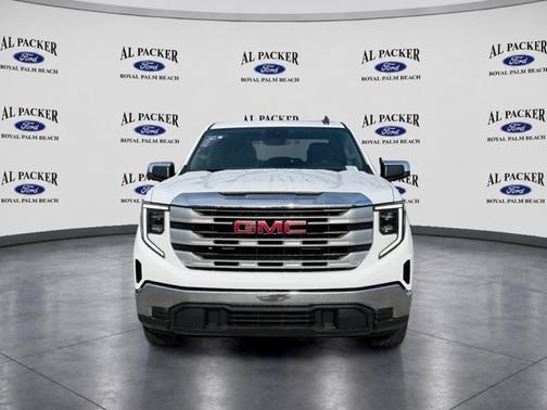 Summit White 2024 GMC Sierra 1500 SLE