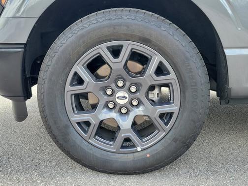CARBONIZED GRAY METALLIC 2024 Ford F-150 XL