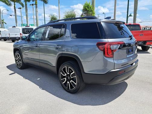 2021 GMC Acadia SLE