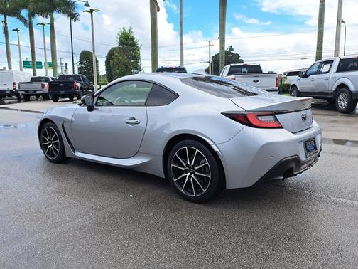 2022 Toyota GR86 BASE