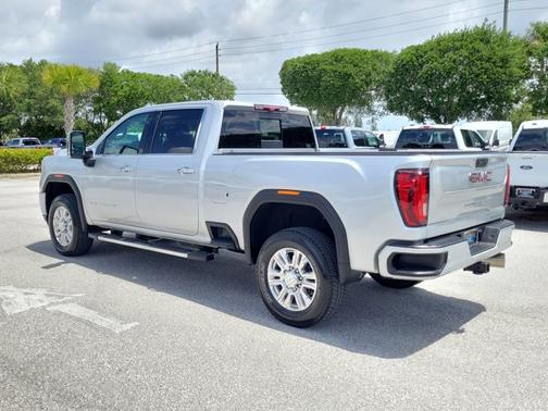 2022 GMC Sierra 1500 DENALI