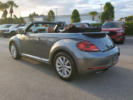 2017 Volkswagen Beetle 1.8T CLASSIC