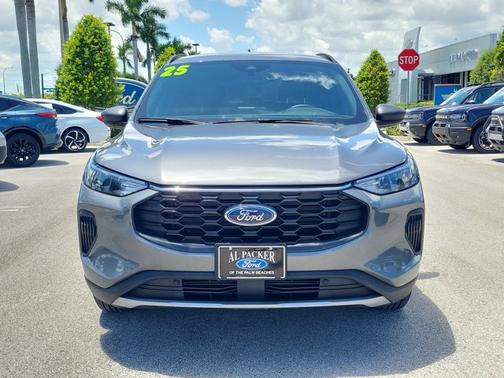 CARBONIZED GRAY METALLIC 2025 Ford Escape ST-LINE