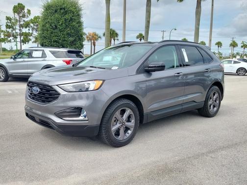 CARBONIZED GRAY 2023 Ford Edge SEL