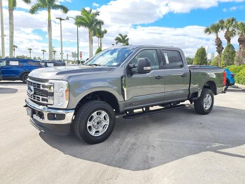 2025 Ford F-250 XLT