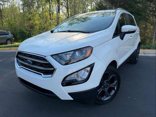 White 2018 Ford EcoSport SES