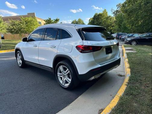 2021 Mercedes-Benz GLA 250 Base 4MATIC