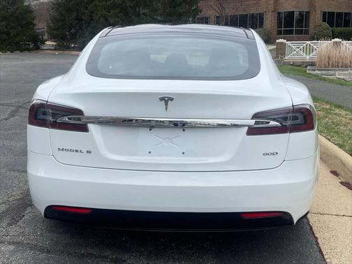2016 Tesla Model S 60D