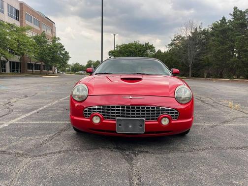 2002 Ford Thunderbird Deluxe