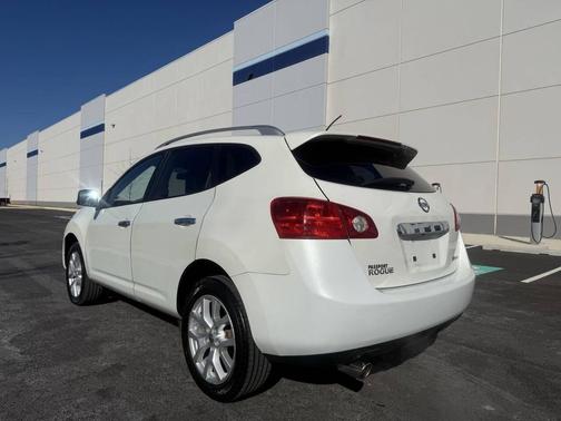 2011 Nissan Rogue SV