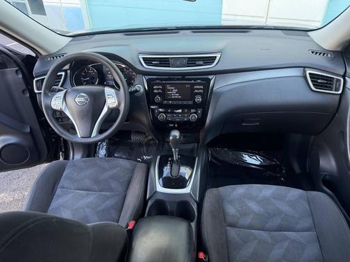 Super Black 2015 Nissan Rogue SV