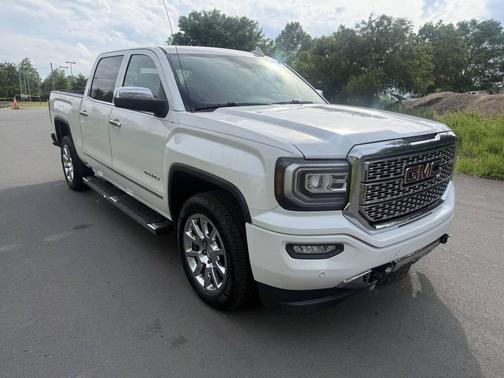 White Frost Tricoat 2018 GMC Sierra 1500 Denali