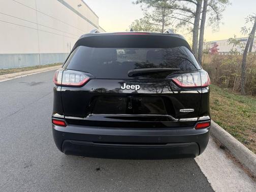 2019 Jeep Cherokee Latitude Plus