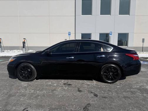 2017 Nissan Altima 2.5 SR