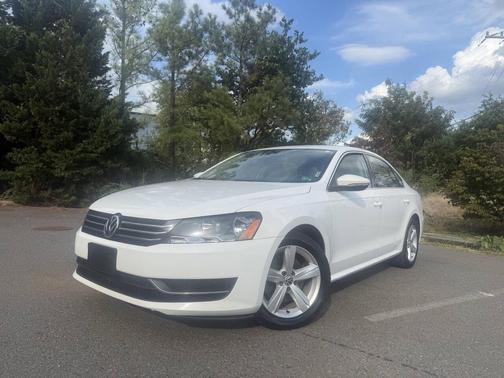 2012 Volkswagen Passat 2.5 SE