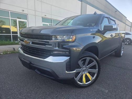 Shadow Gray Metallic 2019 Chevrolet Silverado 1500 LT