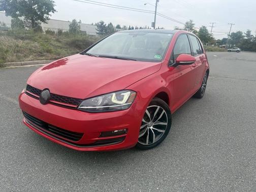 2015 Volkswagen Golf Auto TSI SE