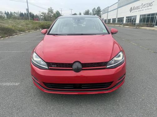 2015 Volkswagen Golf Auto TSI SE