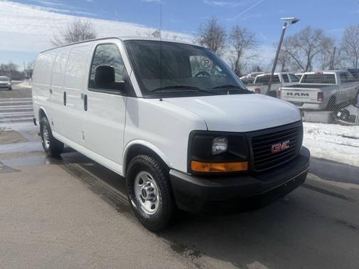 2016 GMC Savana 2500 Work Van