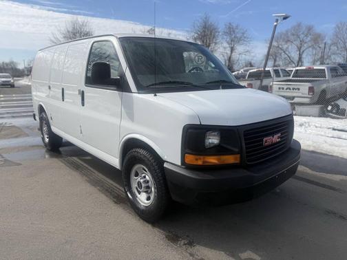 2016 GMC Savana 2500 Work Van