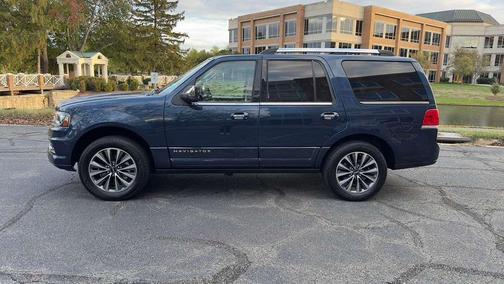 2016 Lincoln Navigator Select