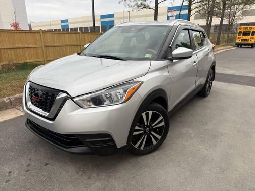 2020 Nissan Kicks SV