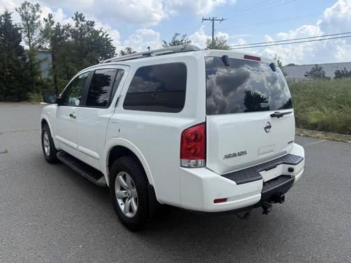 2014 Nissan Armada SV