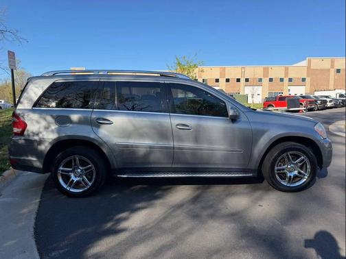 Steel Gray Metallic 2010 Mercedes-Benz GL-Class 4MATIC