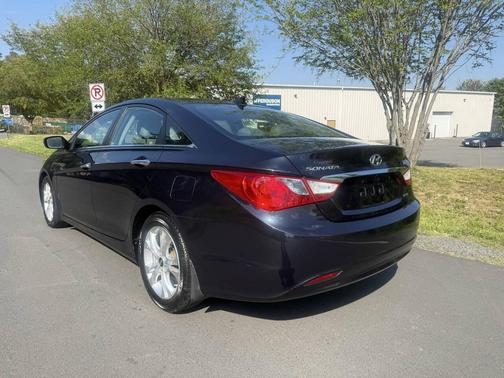Harbor Gray Metallic 2013 Hyundai SONATA Limited
