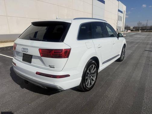 2017 Audi Q7 3.0T Premium