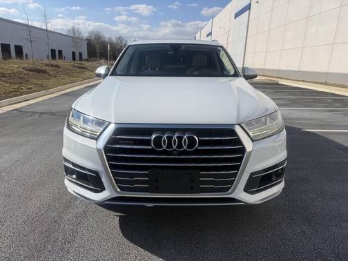 2017 Audi Q7 3.0T Premium