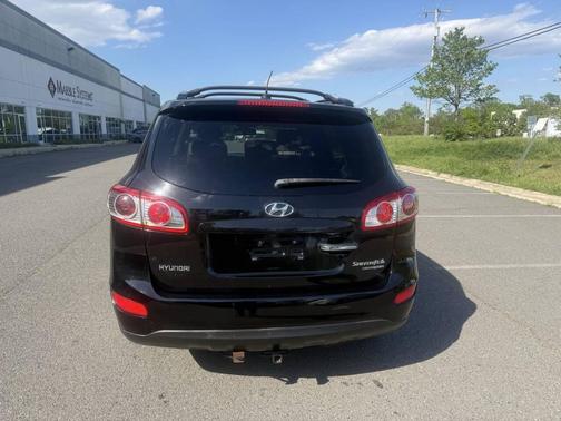 Phantom Black Metallic 2011 Hyundai SANTA FE Limited