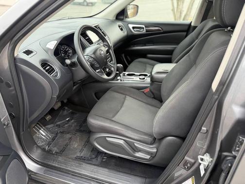 2020 Nissan Pathfinder S 4WD