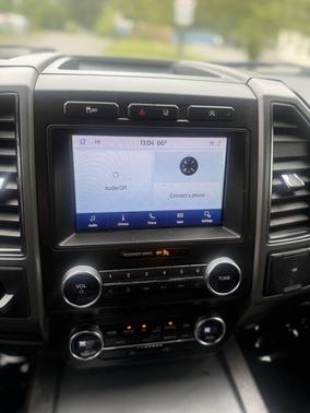 Magnetic Metallic 2020 Ford Expedition XLT
