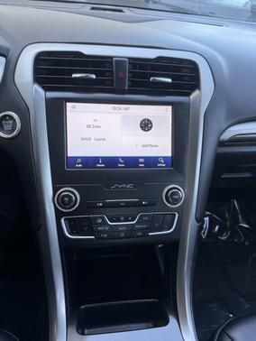 Iconic Silver Metallic 2020 Ford Fusion SEL